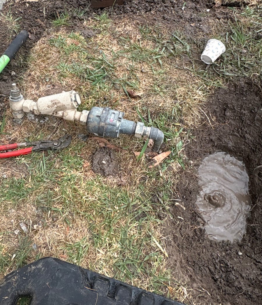 Water meter and isolation valve replaced after a burst pipe